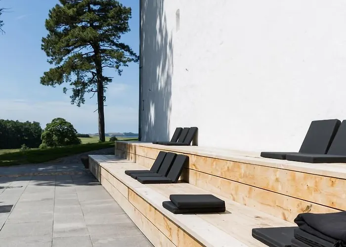 Dragsholm Slot Hotell